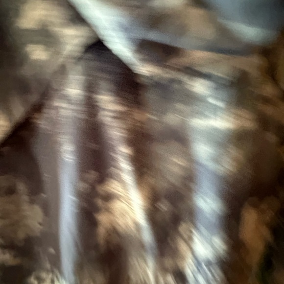 Brand new women’s large zip up under armour jacket - Picture 4 of 5